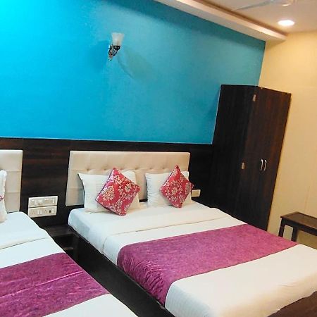 Hotel Golden Galaxy - Santacruz East Mumbai Ngoại thất bức ảnh